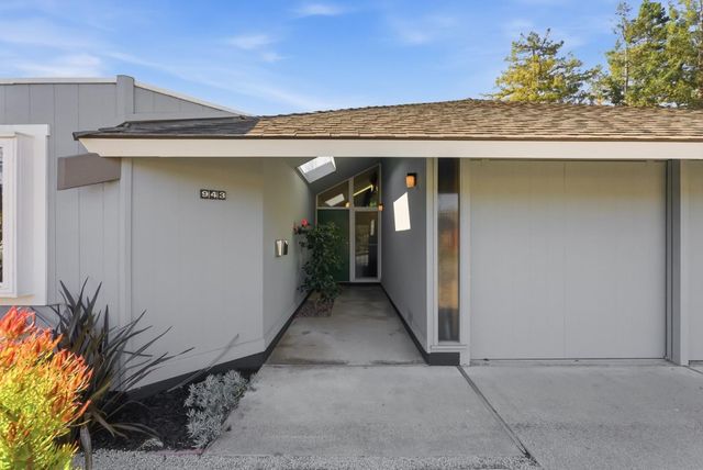 943 Trophy Drive, Mountain View, CA 94040