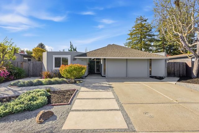 943 Trophy Drive, Mountain View, CA 94040