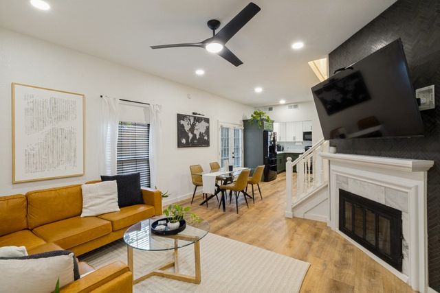 3904 Rawlins Street 112, Dallas, TX 75219