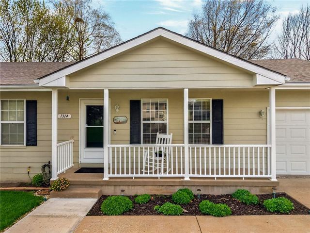 1314 Susan Street, Kearney, MO 64060