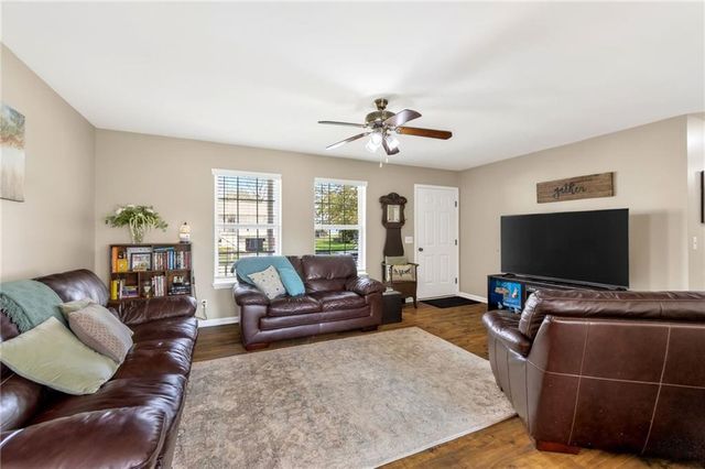 1314 Susan Street, Kearney, MO 64060