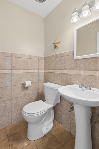 5021 Church Street 2, Skokie, IL 60077