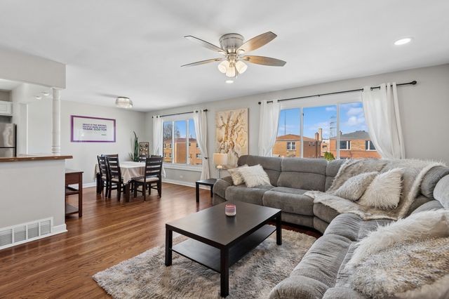 5021 Church Street 2, Skokie, IL 60077