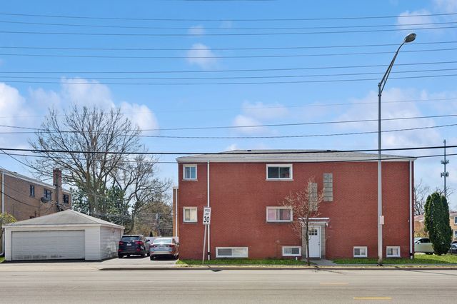 5021 Church Street 2, Skokie, IL 60077