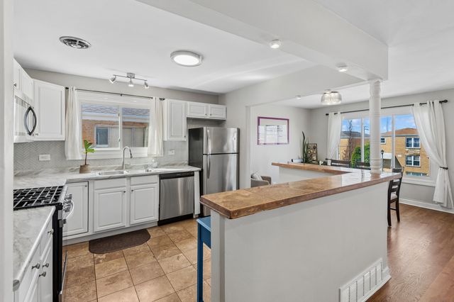 5021 Church Street 2, Skokie, IL 60077