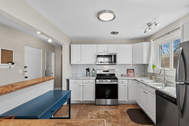 5021 Church Street 2, Skokie, IL 60077