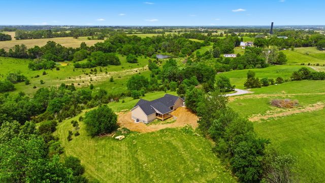 762 Perkins Lane, Lancaster, KY 40444