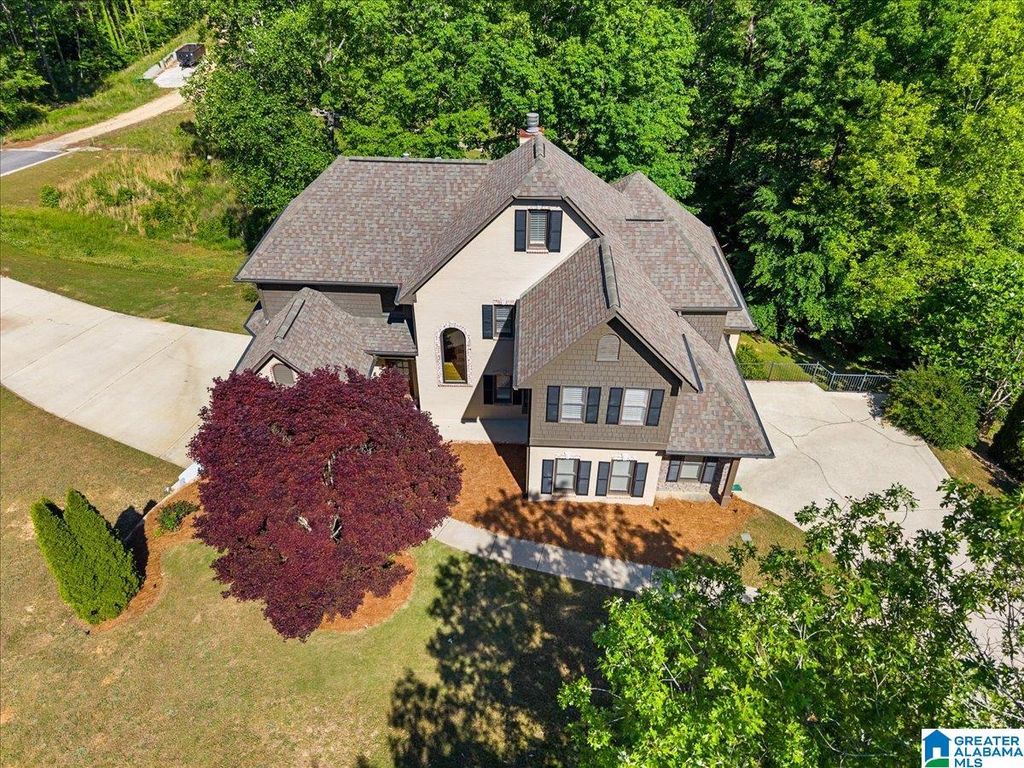 707 SAINT ANDREWS PARKWAY, Oneonta, AL 35121