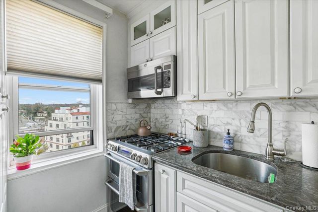 1255 North Avenue Building B Building B, 6N, New Rochelle, NY 10804