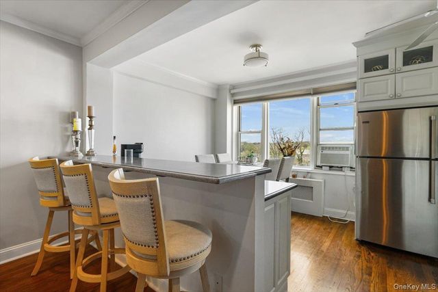 1255 North Avenue Building B Building B, 6N, New Rochelle, NY 10804