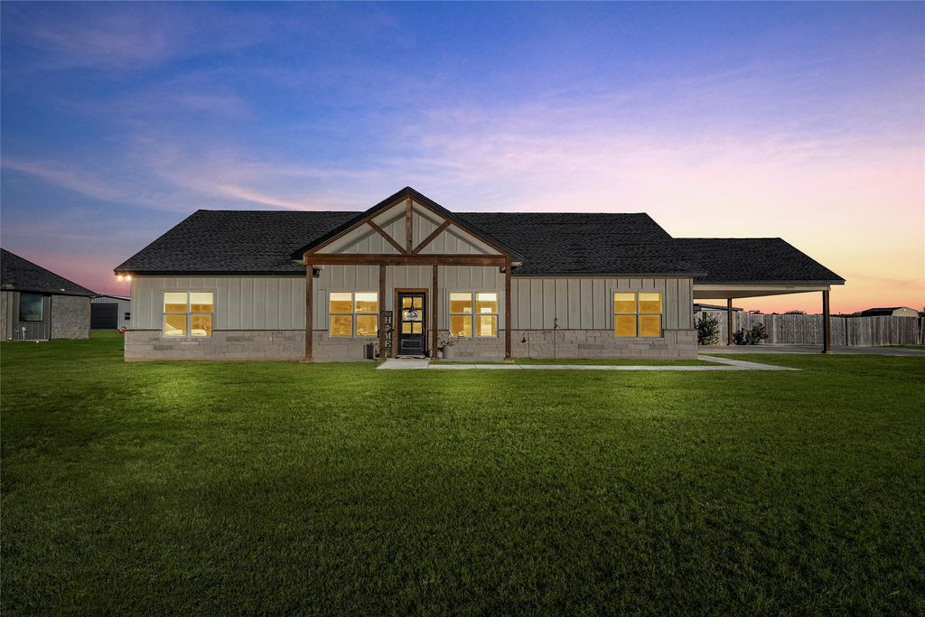 1973 Jackson Lane, China Spring, TX 76633