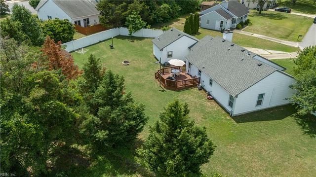 879 Maple CT, Smithfield, VA 23430