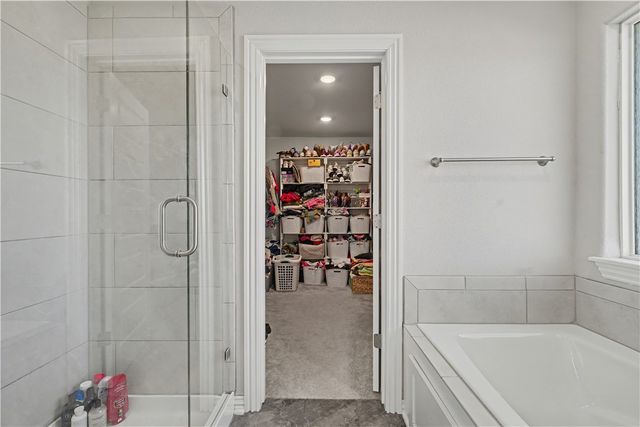 3005 S 20th Street, Rogers, AR 72758