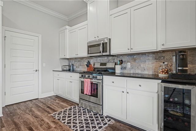 3005 S 20th Street, Rogers, AR 72758