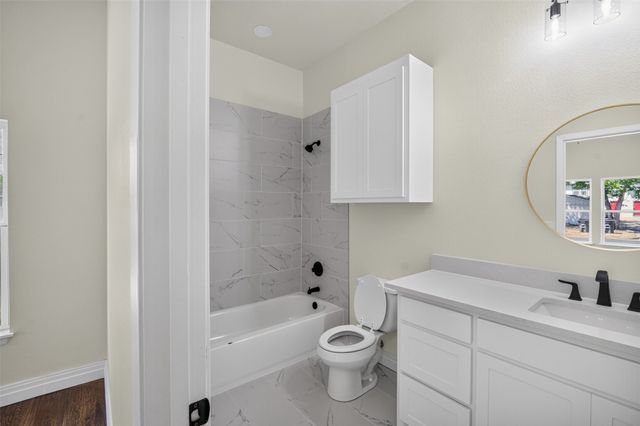 314 N Anglin Street, Cleburne, TX 76031