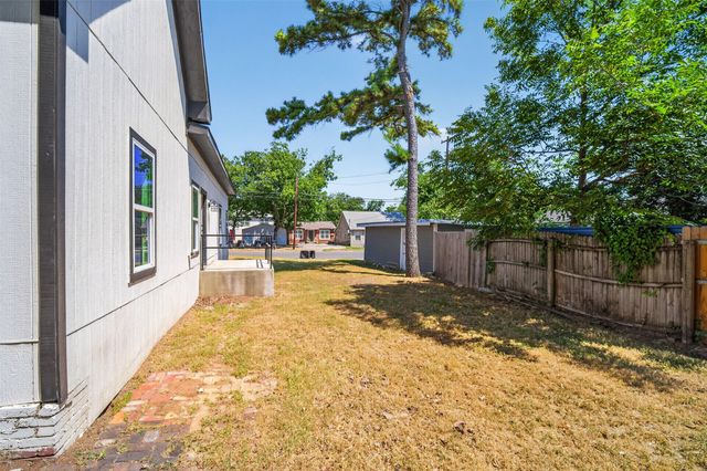 314 N Anglin Street, Cleburne, TX 76031
