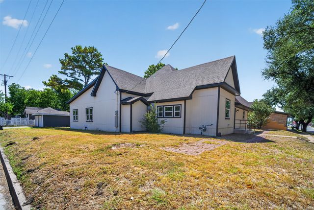 314 N Anglin Street, Cleburne, TX 76031