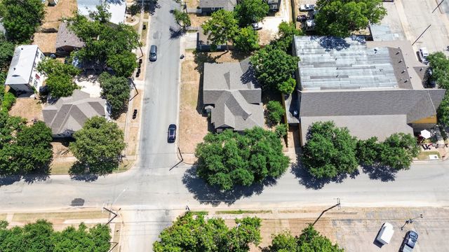 314 N Anglin Street, Cleburne, TX 76031