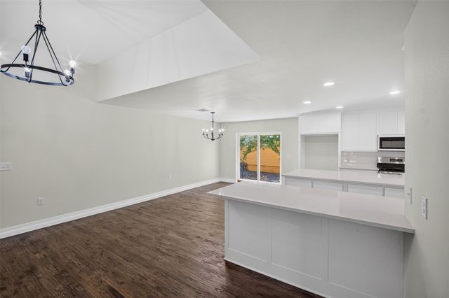 314 N Anglin Street, Cleburne, TX 76031