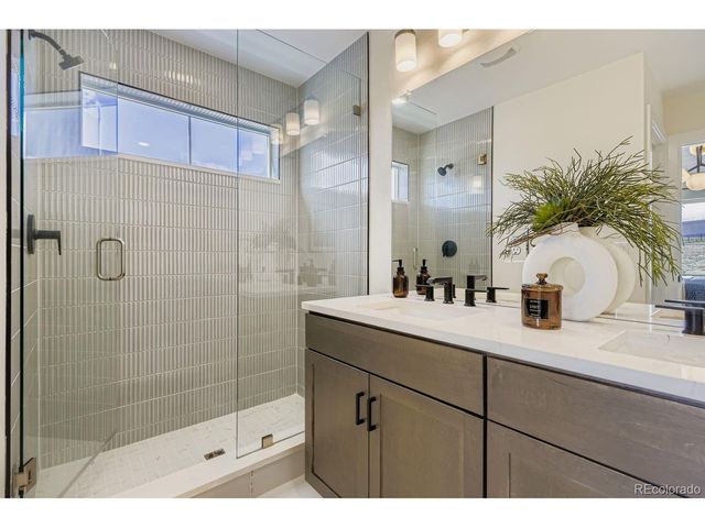 8668 King St, Westminster, CO 80031
