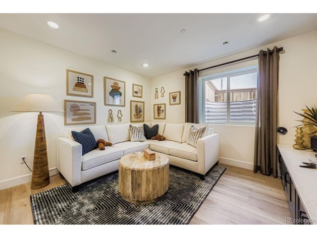 8668 King St, Westminster, CO 80031