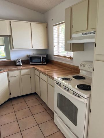 6500 Chasewood Dr G, Jupiter, FL 33458