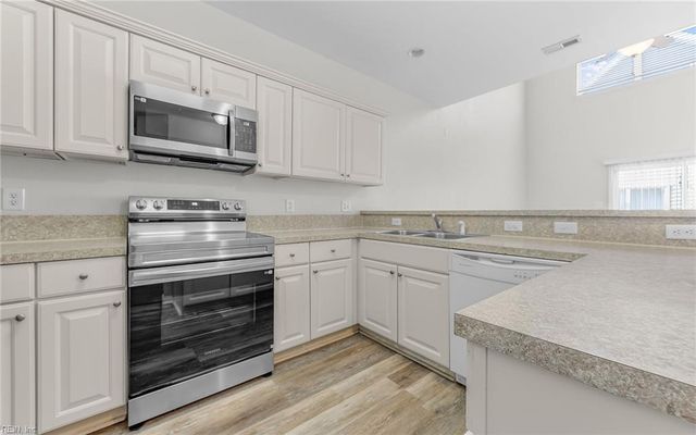 851 Norview Ave Apt 103, Norfolk, VA 23513