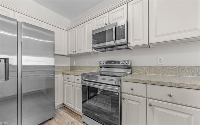 851 Norview Ave Apt 103, Norfolk, VA 23513