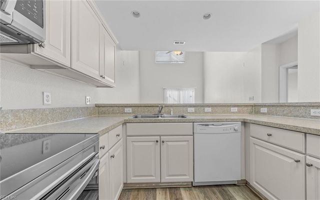 851 Norview Ave Apt 103, Norfolk, VA 23513