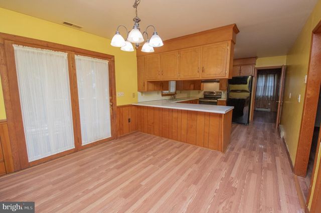 607 E PINE ST, Delmar, MD 21875
