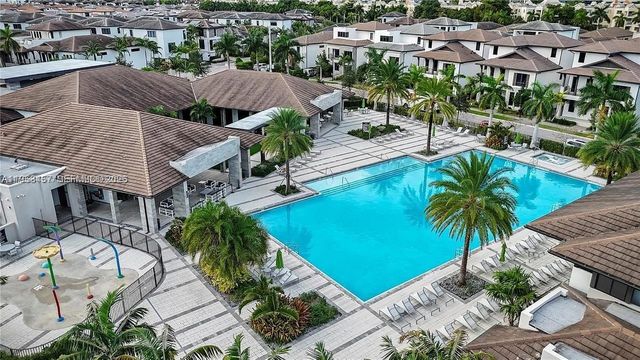 4680 NW 83rd Pkwy 4680, Doral, FL 33166