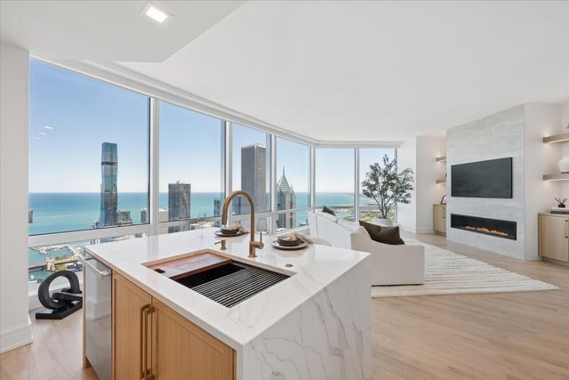 401 N Wabash Avenue 61G, Chicago, IL 60611