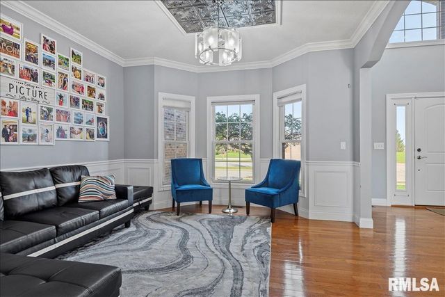 2505 CENTENNIAL Drive, Springfield, IL 62711