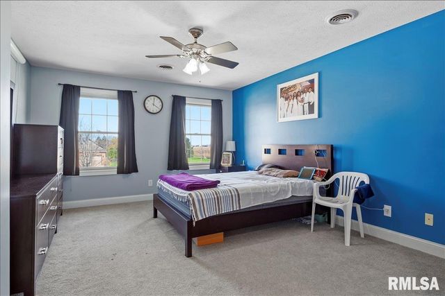 2505 CENTENNIAL Drive, Springfield, IL 62711