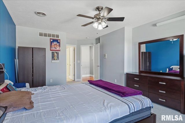 2505 CENTENNIAL Drive, Springfield, IL 62711