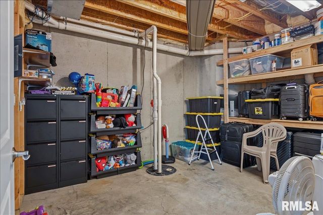 2505 CENTENNIAL Drive, Springfield, IL 62711