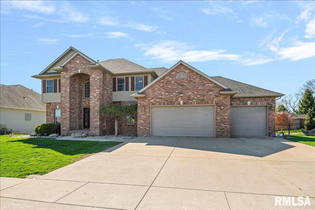 2505 CENTENNIAL Drive, Springfield, IL 62711