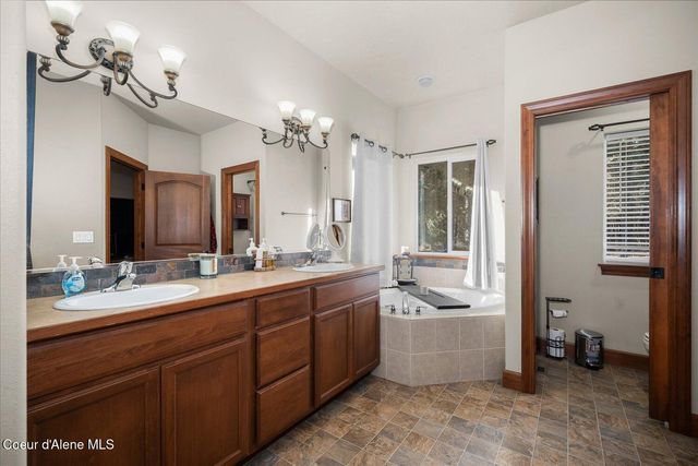 4529 E Diagonal Rd, Rathdrum, ID 83858