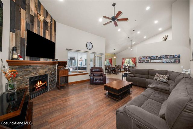 4529 E Diagonal Rd, Rathdrum, ID 83858