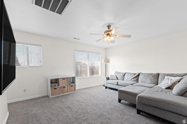 475 WELLINGTON DR, Kaysville, UT 84037