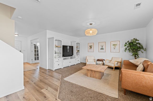 475 WELLINGTON DR, Kaysville, UT 84037