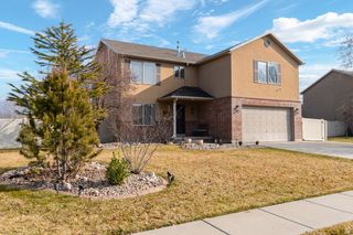 475 WELLINGTON DR, Kaysville, UT 84037