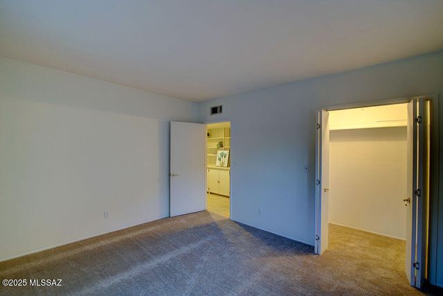 121 W Paseo Recortado, Green Valley, AZ 85614