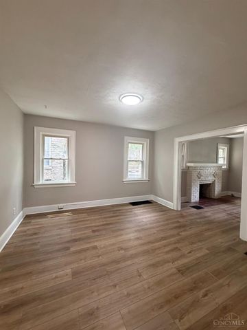 916 Elberon Avenue, Cincinnati, OH 45205