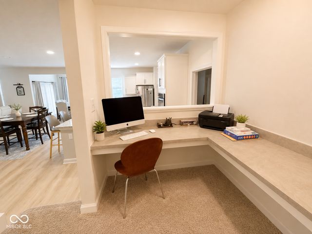 8285 Terryglass Court, Avon, IN 46123