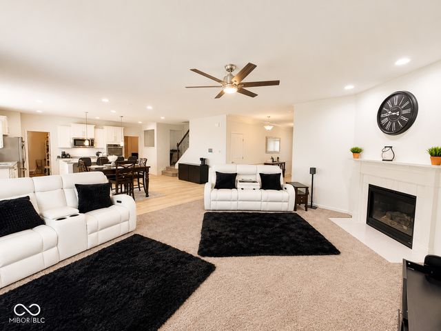 8285 Terryglass Court, Avon, IN 46123