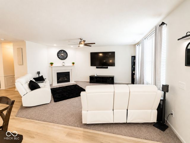 8285 Terryglass Court, Avon, IN 46123