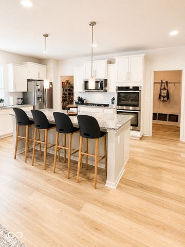 8285 Terryglass Court, Avon, IN 46123