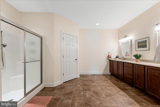 103 COMFORTER LN, Clear Brook, VA 22624