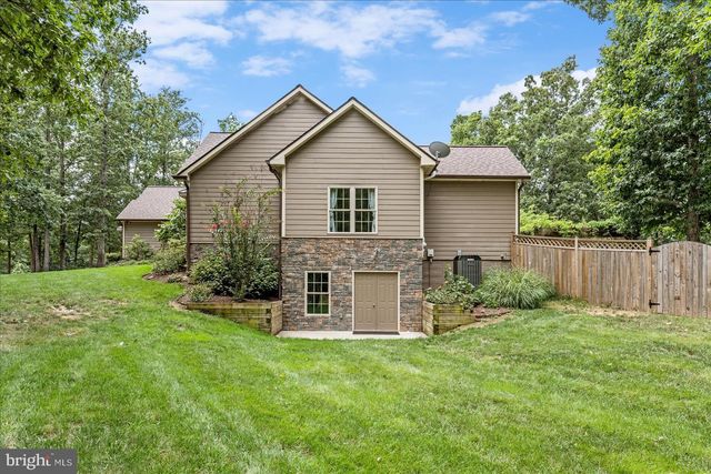 103 COMFORTER LN, Clear Brook, VA 22624